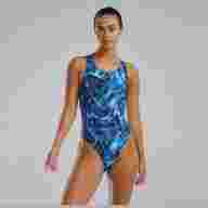 Купальник слитный TYR Maxfit  Durafast Lite Electro, MELT7A-420, размер 30, российский размер 42, полиэстер, ПБТ, черный - Купальник слитный TYR Maxfit  Durafast Lite Electro, MELT7A-420, размер 30, российский размер 42, полиэстер, ПБТ, черный