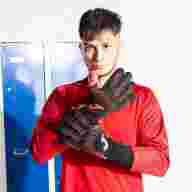 Вратарские перчатки JOMA GUANTES PORTERO AREA 360 NEGRO ROJO - Вратарские перчатки JOMA GUANTES PORTERO AREA 360 NEGRO ROJO
