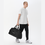 Сумка спортивная DIVISION Medium Bag, черный - downloaded from prime-sport.ru